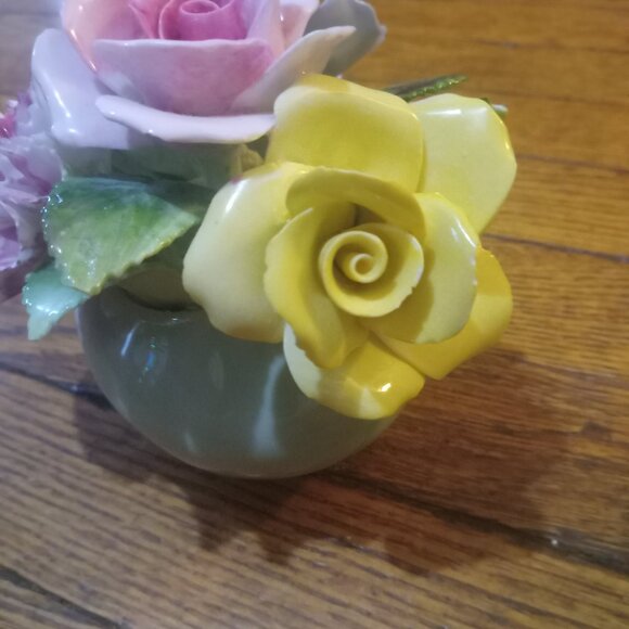 Antique fine Bone China BOUQUET 💐 POTTERY SCULPTURE! ENGLISH - Picture 5 of 14